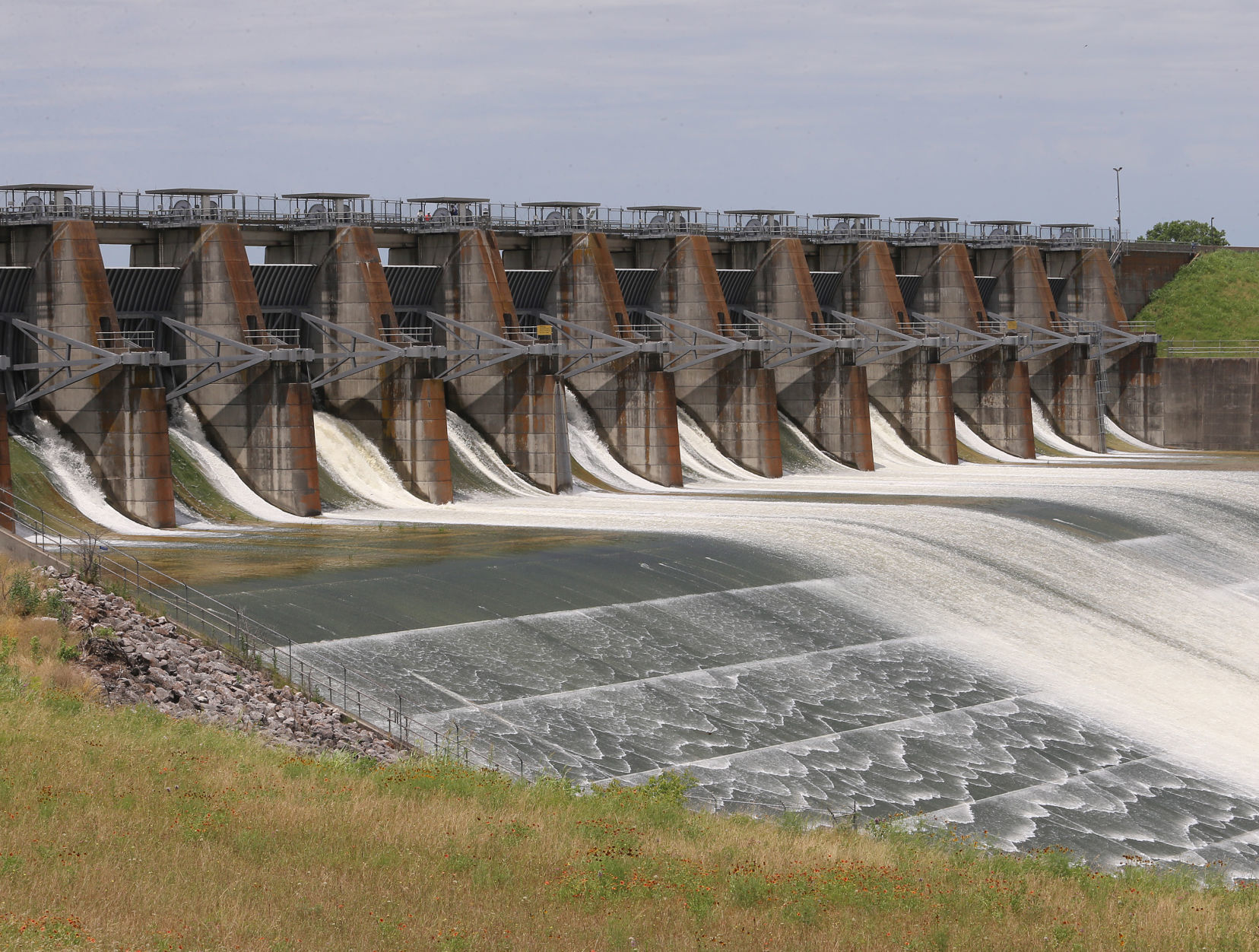 Lake Waco dam
